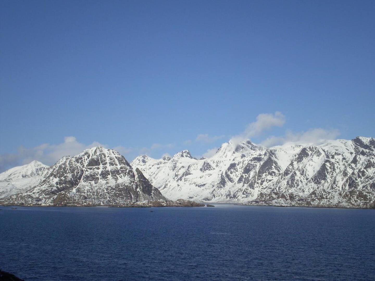 Damperiholmen Cabin Sund  المظهر الخارجي الصورة
