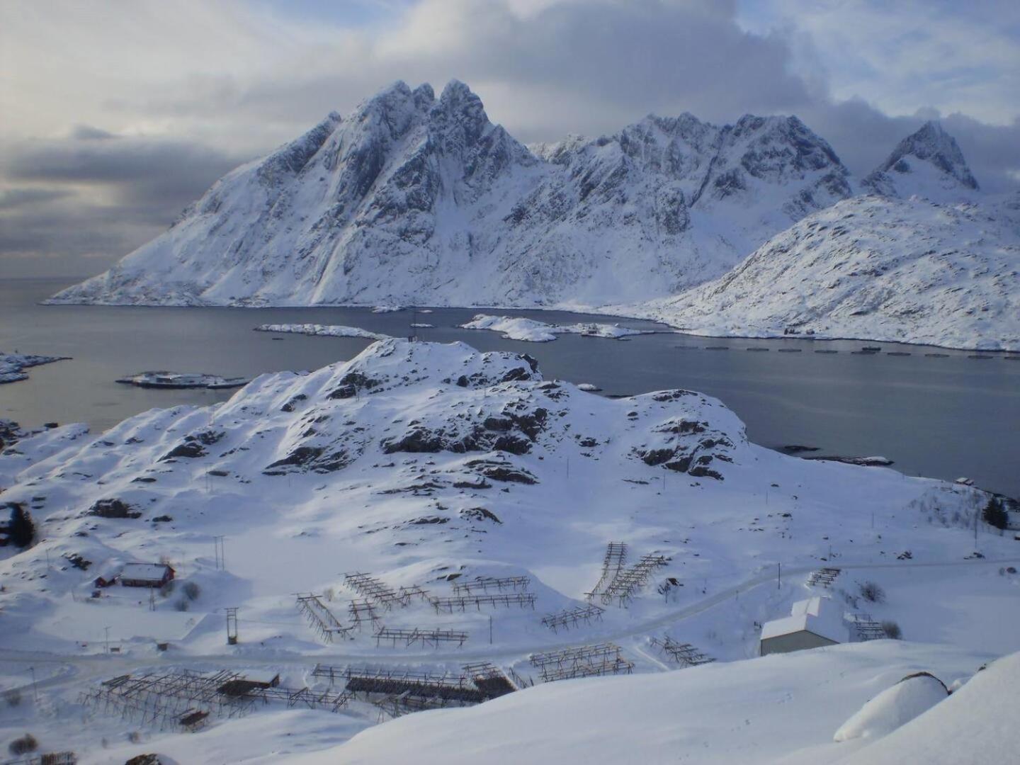 Damperiholmen Cabin Sund  المظهر الخارجي الصورة
